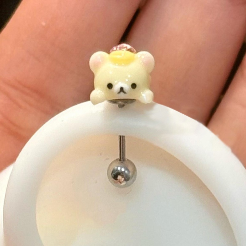 Body Jewelry Titanium - Kawaii Rilakkuma Ohrstecker aus Titanstahl, Cartoon